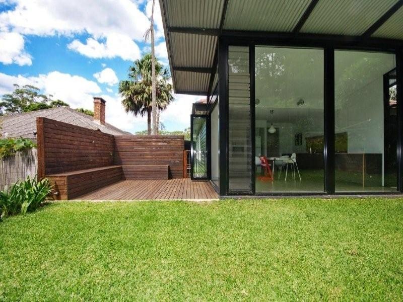 32 Railway Avenue, Austinmer NSW 2515