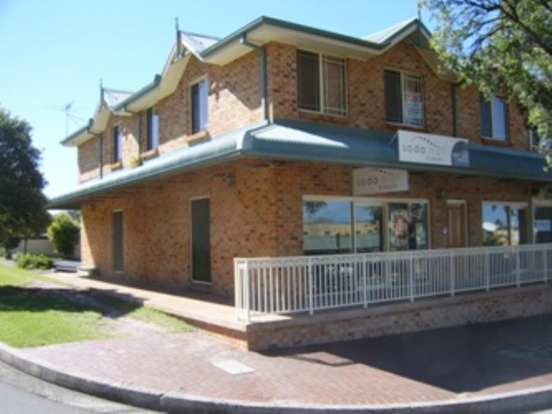 1/3 King Street, Thirroul NSW 2515