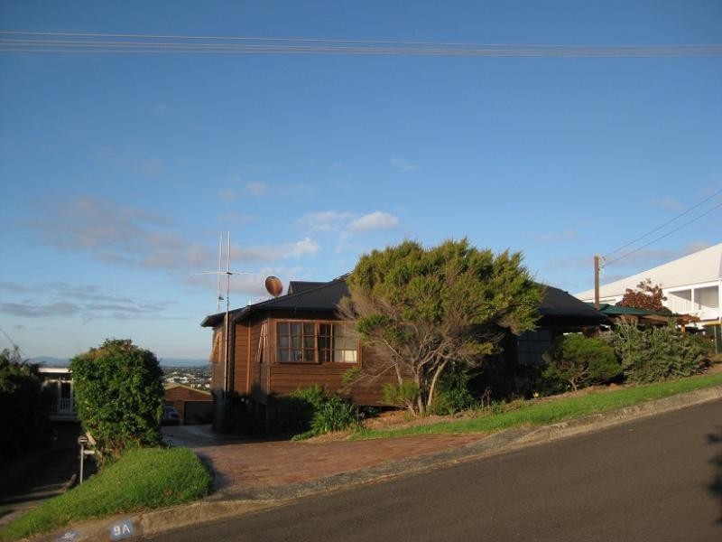 11 Hillcrest Road, Austinmer NSW 2515