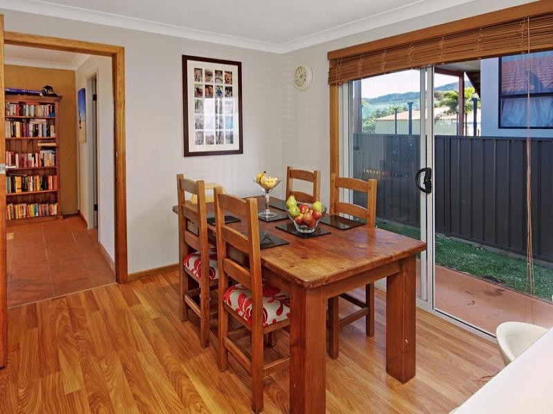 11 Corbett Avenue, Thirroul NSW 2515