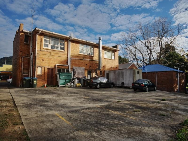 242 Princes Highway, Corrimal NSW 2518