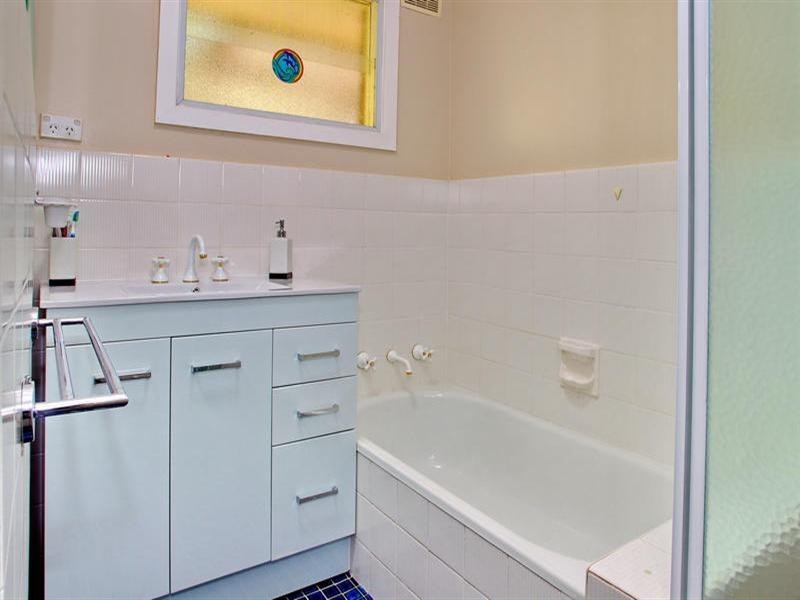 50 Hospital Road, Bulli NSW 2516