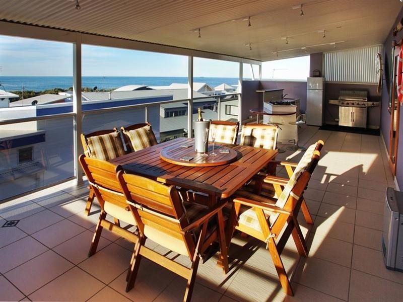 33 Aragan Circuit, Bulli NSW 2516