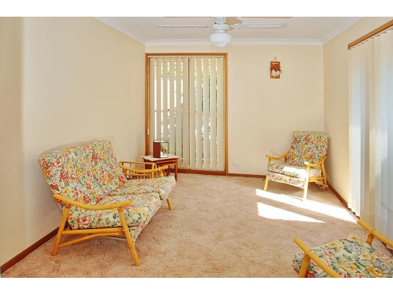 2/26 McCauley Street, Thirroul NSW 2515