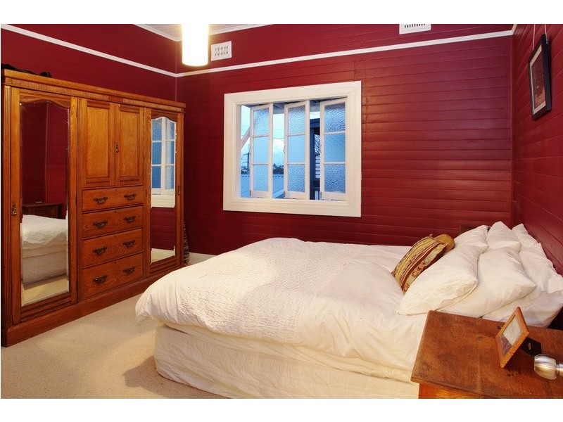 30 Seafoam Avenue, Thirroul NSW 2515