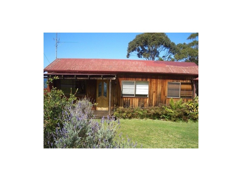 33 Squires Crescent, Coledale NSW 2515