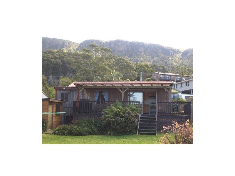 33 Squires Crescent, Coledale NSW 2515