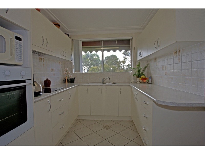 13 Edgebury Road, Figtree NSW 2525