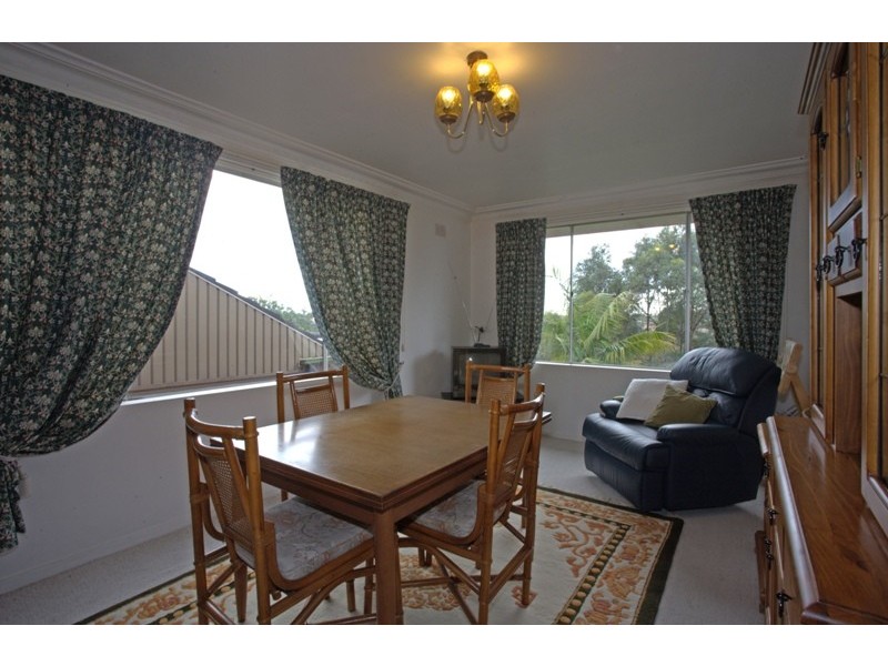 13 Edgebury Road, Figtree NSW 2525