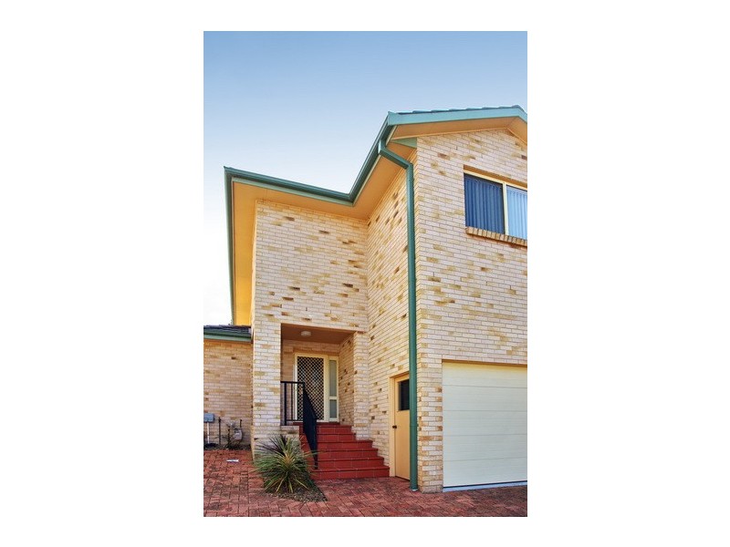 3/12 George Street, Thirroul NSW 2515