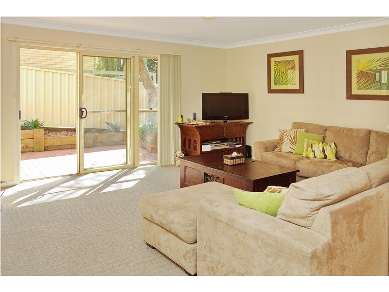 3/12 George Street, Thirroul NSW 2515