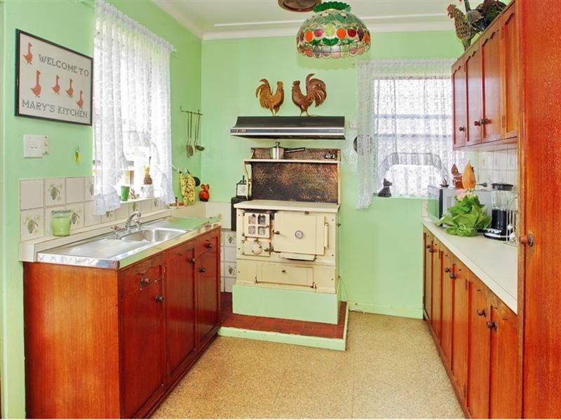 32 Sturdee Street, Towradgi NSW 2518