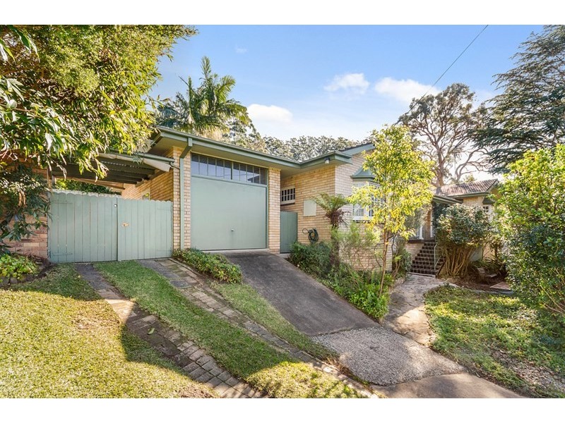 32 Kanangra Drive, Thirroul NSW 2515