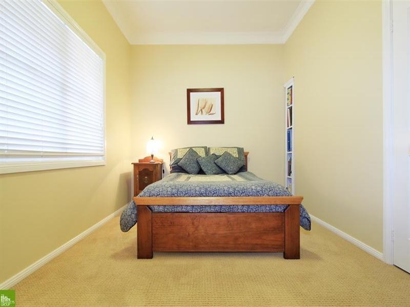 9 Ocean Street, Thirroul NSW 2515