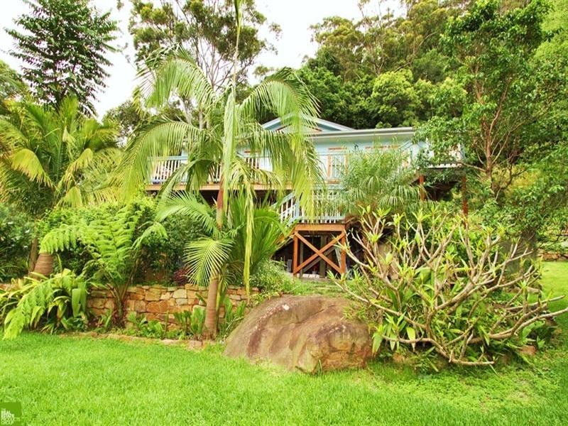 64 Morrison Avenue, Wombarra NSW 2515