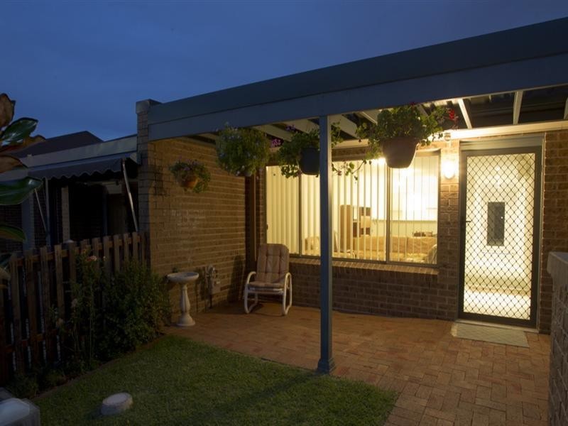 9 Wayari Way, Woonona NSW 2517