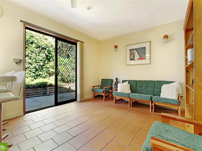 20 Seafoam Avenue, Thirroul NSW 2515