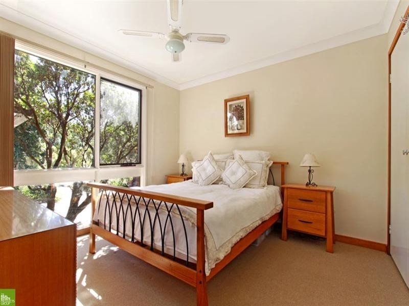 20 Seafoam Avenue, Thirroul NSW 2515