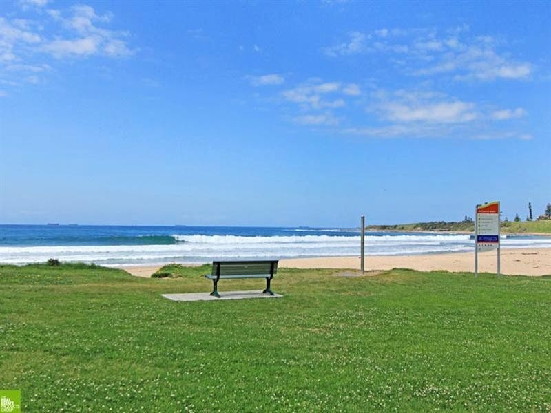 18 Corbett Avenue, Thirroul NSW 2515