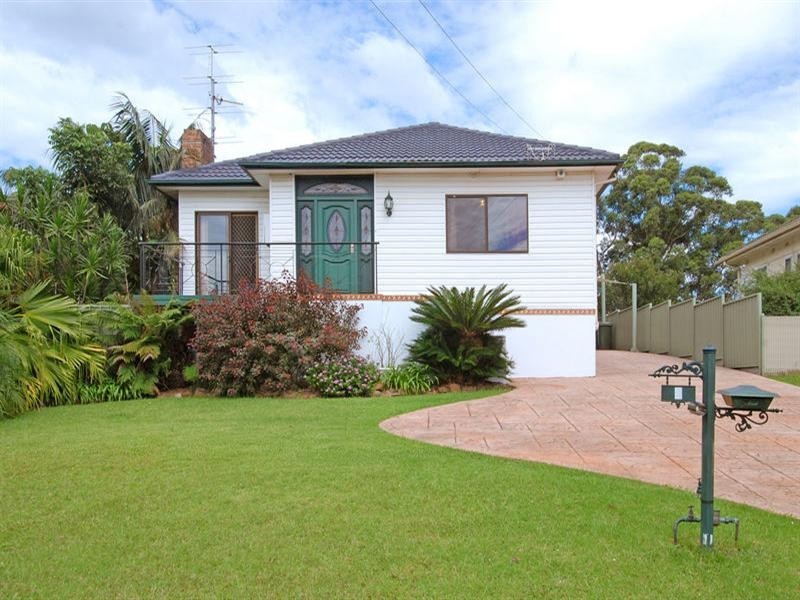 9 Cooper Avenue, Woonona NSW 2517