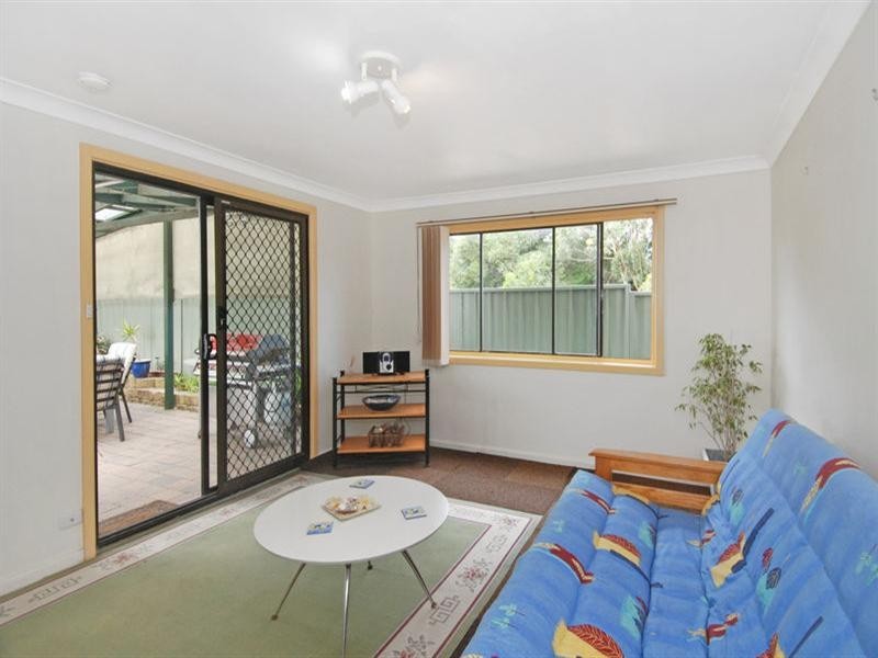 9 Cooper Avenue, Woonona NSW 2517