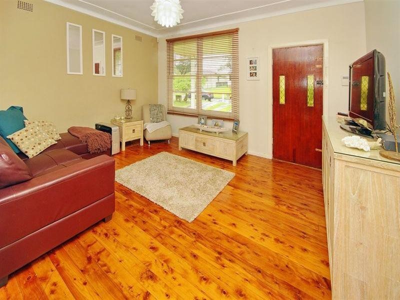 23 Williamson Street, Tarrawanna NSW 2518