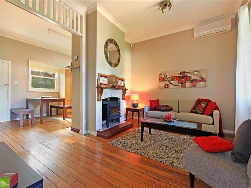 38 George Street, Thirroul NSW 2515