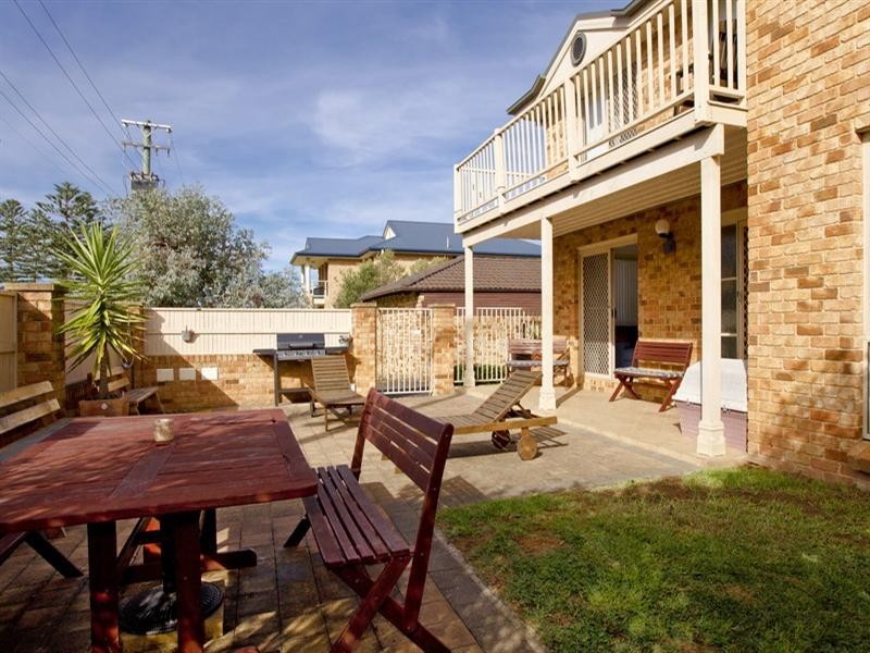 1/20 Ocean Street, Thirroul NSW 2515