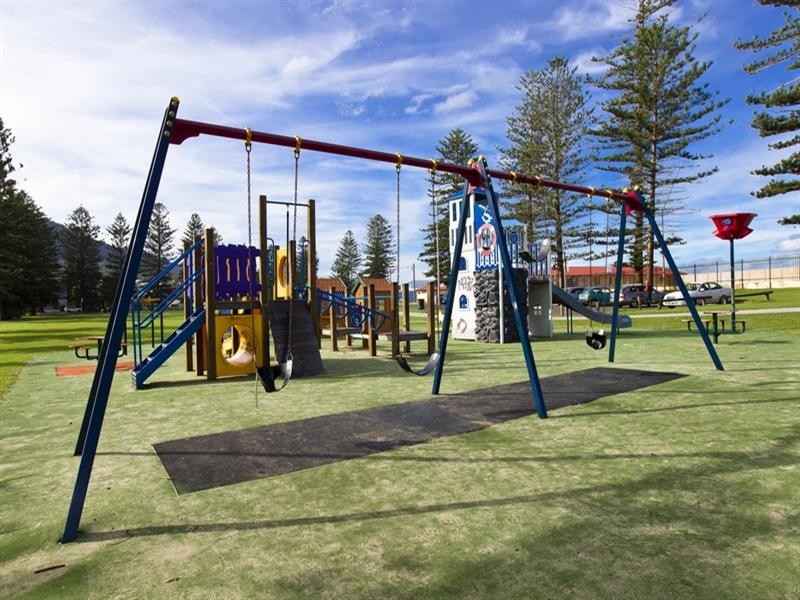 1/20 Ocean Street, Thirroul NSW 2515