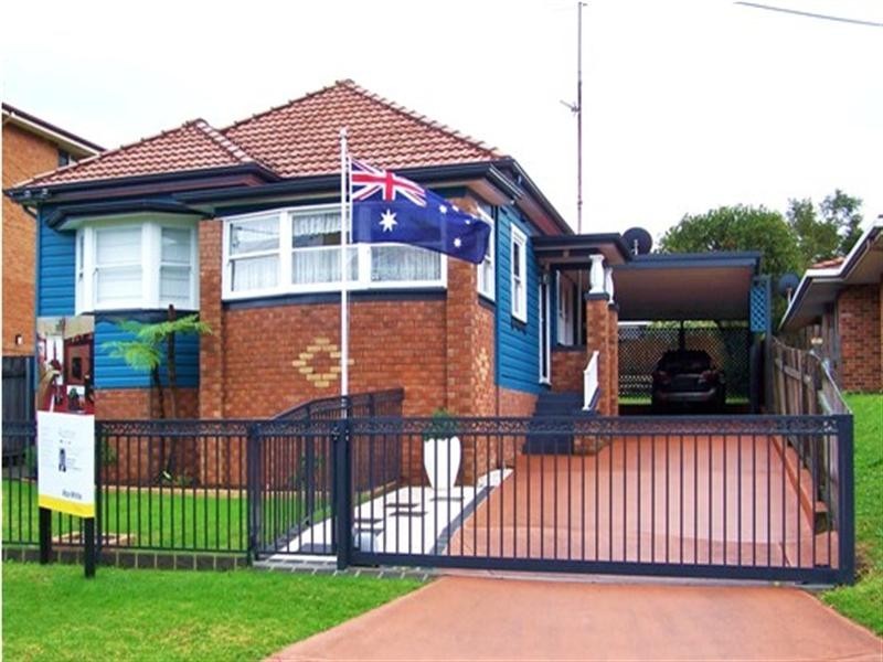 68 Collins Street, Corrimal NSW 2518