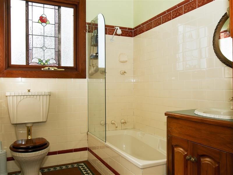 68 Collins Street, Corrimal NSW 2518