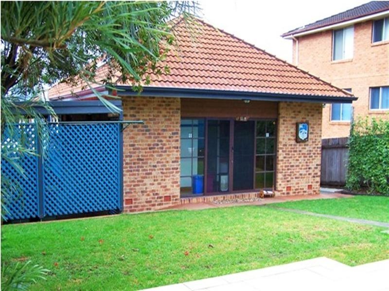 68 Collins Street, Corrimal NSW 2518