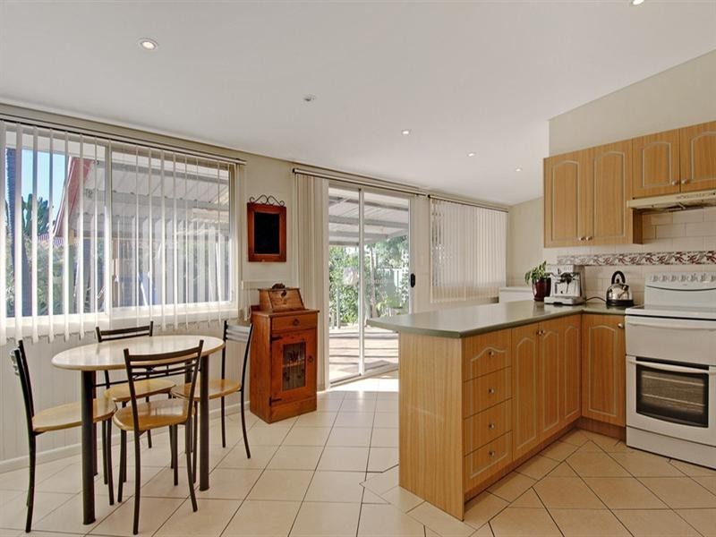 42 Kurraba Road, Woonona NSW 2517