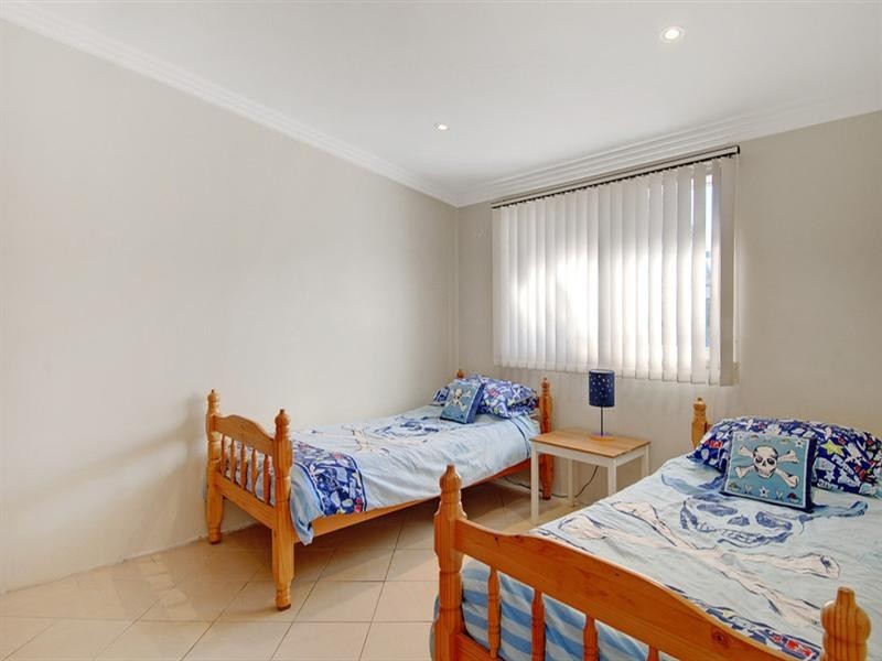 42 Kurraba Road, Woonona NSW 2517