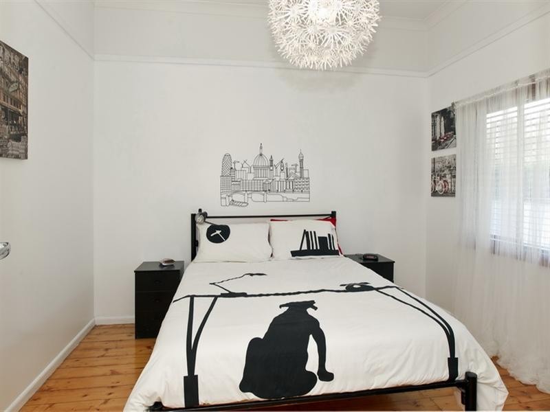 32 Cross Street, Corrimal NSW 2518