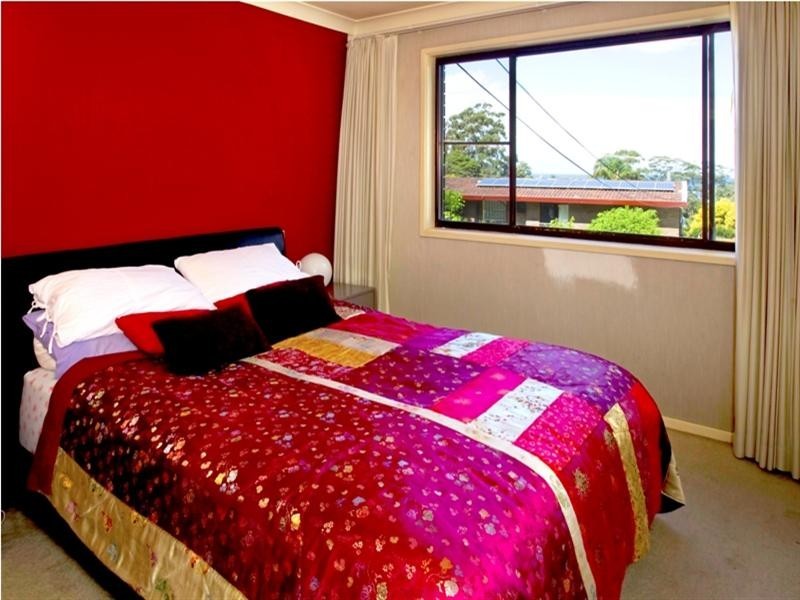 4 Cornock Avenue, Thirroul NSW 2515