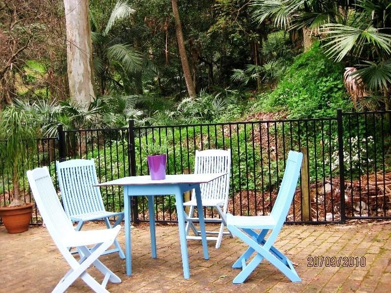 4 Cornock Avenue, Thirroul NSW 2515