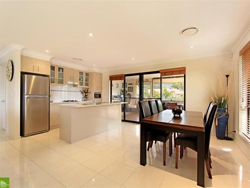 14 Pioneer Road, Bellambi NSW 2518