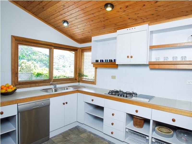 29 Paterson Road, Coalcliff NSW 2508