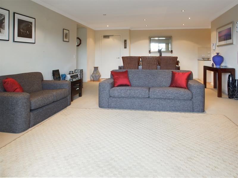 13/5 Station Street, Thirroul NSW 2515