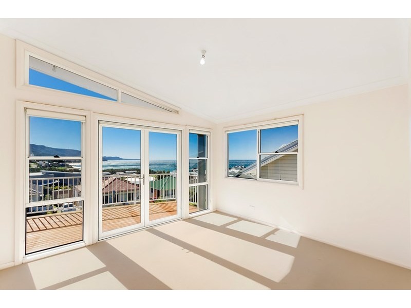 27 Somerville Street, Bulli NSW 2516