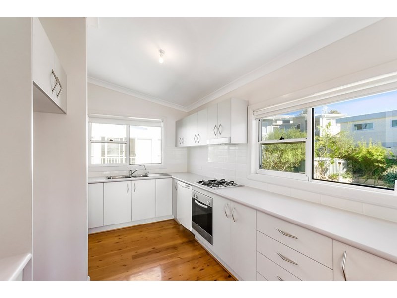 27 Somerville Street, Bulli NSW 2516