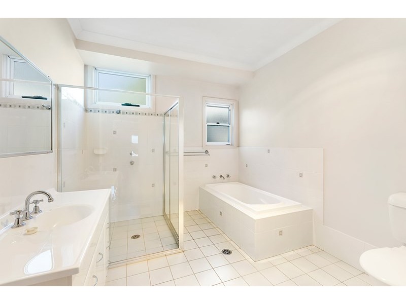 27 Somerville Street, Bulli NSW 2516