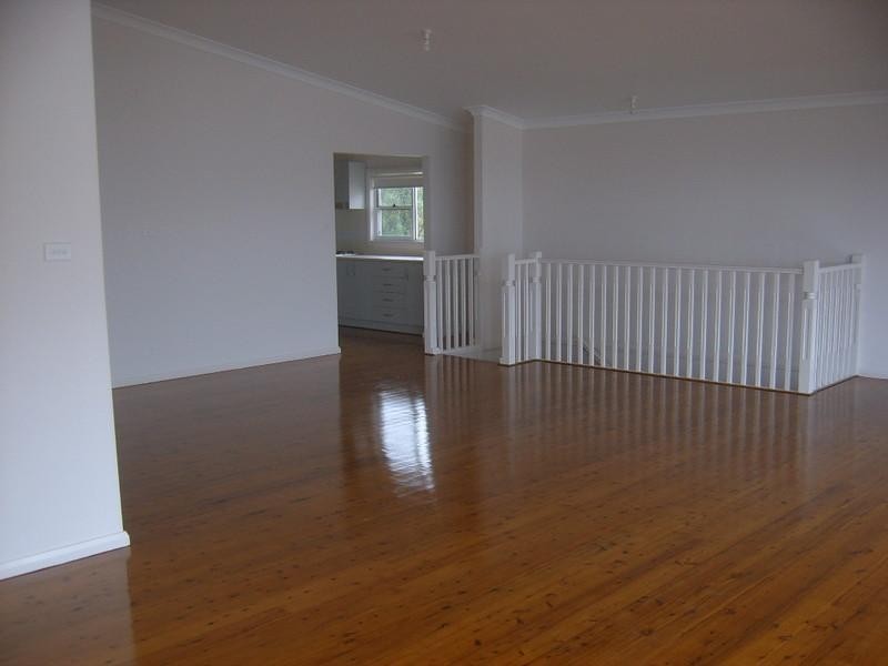 27 Somerville Street, Bulli NSW 2516