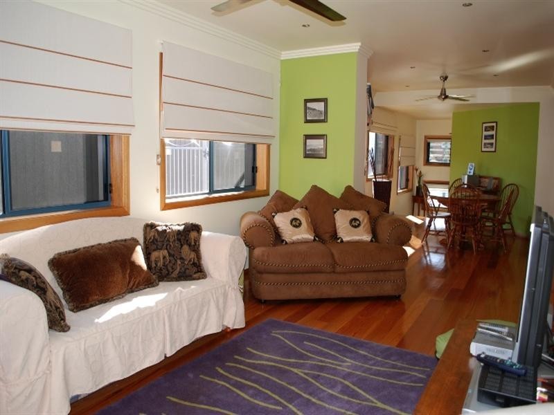 1/12 Arthur Street, Thirroul NSW 2515