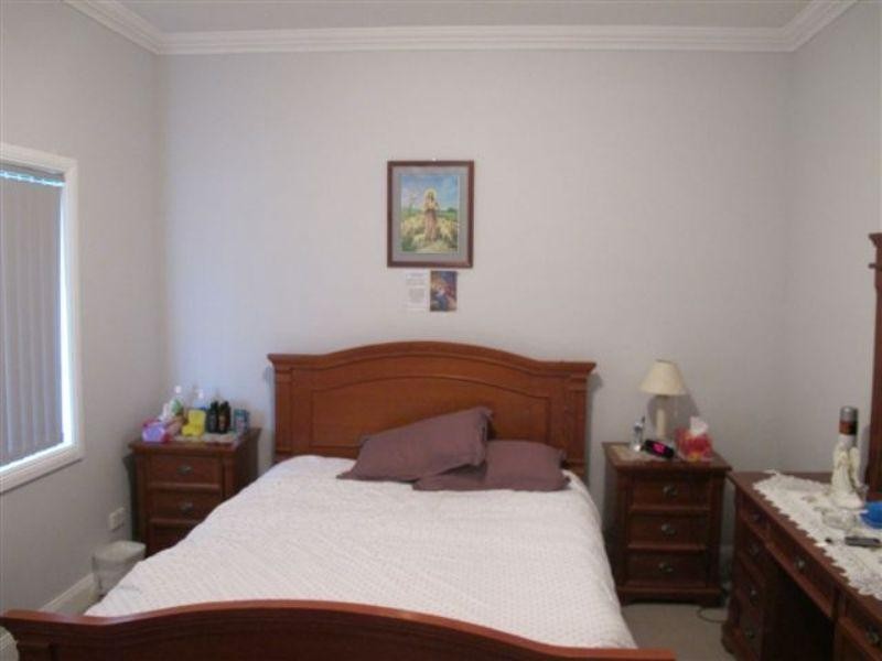 6 Greta Street, Woonona NSW 2517