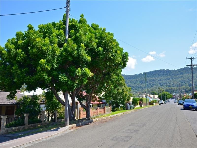 8/44 Russell Street, Woonona NSW 2517