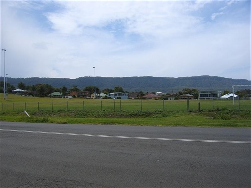 15 Ursula Road, Bulli NSW 2516