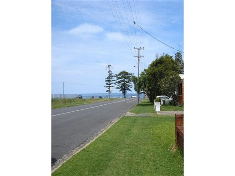 15 Ursula Road, Bulli NSW 2516