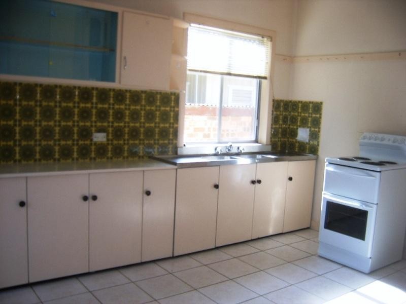 23 Hewitts Avenue, Thirroul NSW 2515